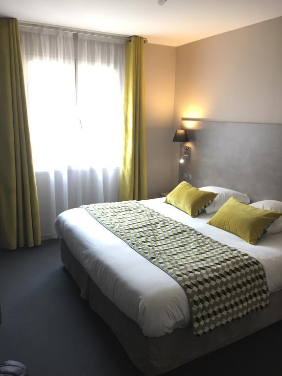 Logis Hotel Restaurant Azalees Tournon-sur-Rhone Exterior photo