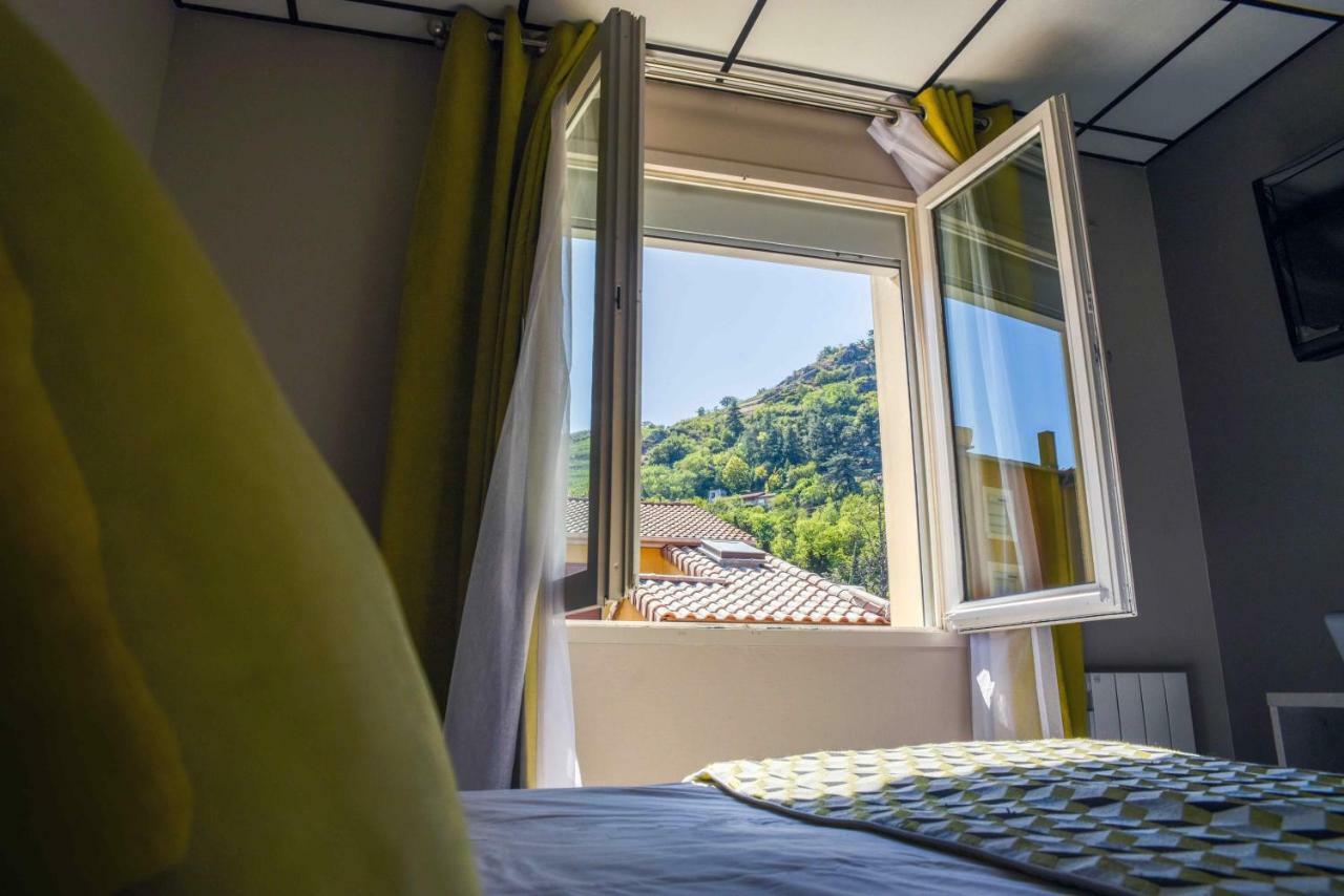 Logis Hotel Restaurant Azalees Tournon-sur-Rhone Exterior photo
